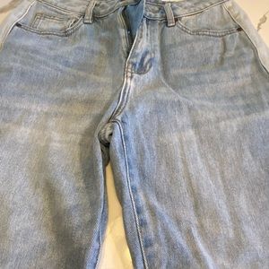 PacSun size 25 light wash mom jeans
